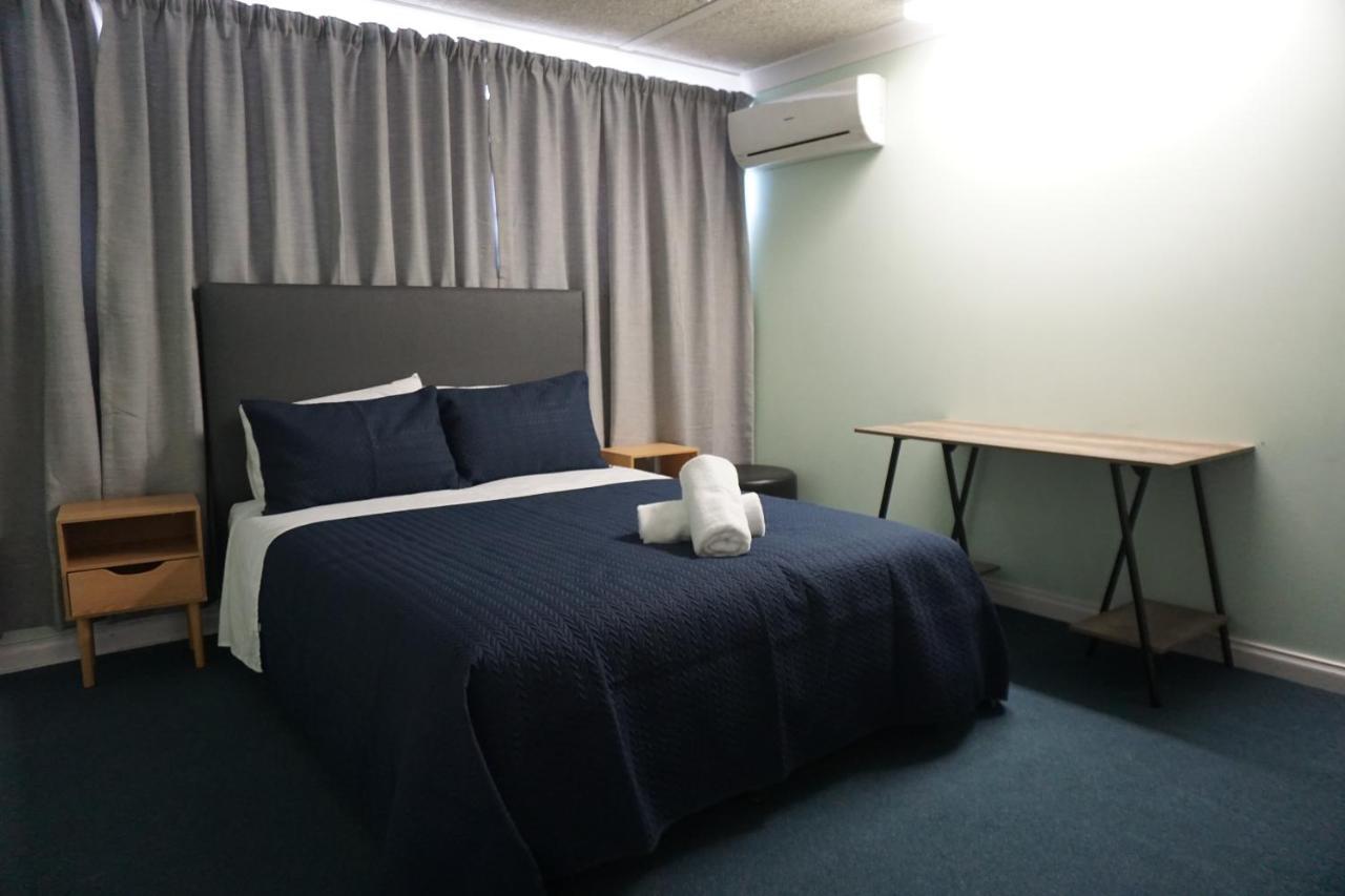 Warners Bay Hotel Екстериор снимка